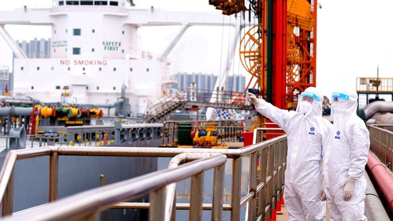 Германия построила первый трубопровод для СПГ