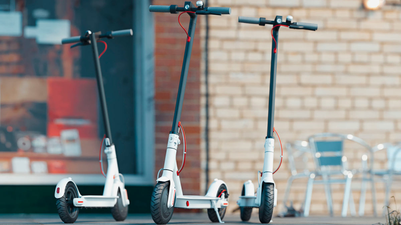 Пользователям электросамокатов и сегвеев разъяснили ответственность за нарушения ПДД