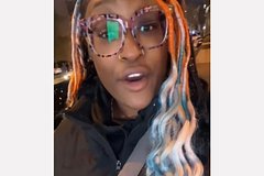 Девушка получила выговор в первый рабочий день за неуместный внешний вид