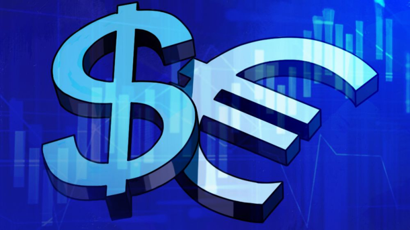 Доллар и евро укрепляются к рублю второй день подряд в ходе биржевых торгов