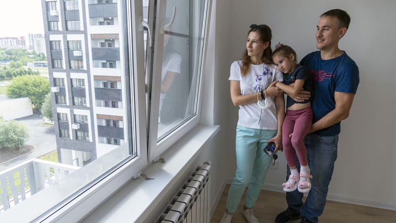 В ГД предложили субсидировать молодым семьям 50% первого взноса по ипотеке